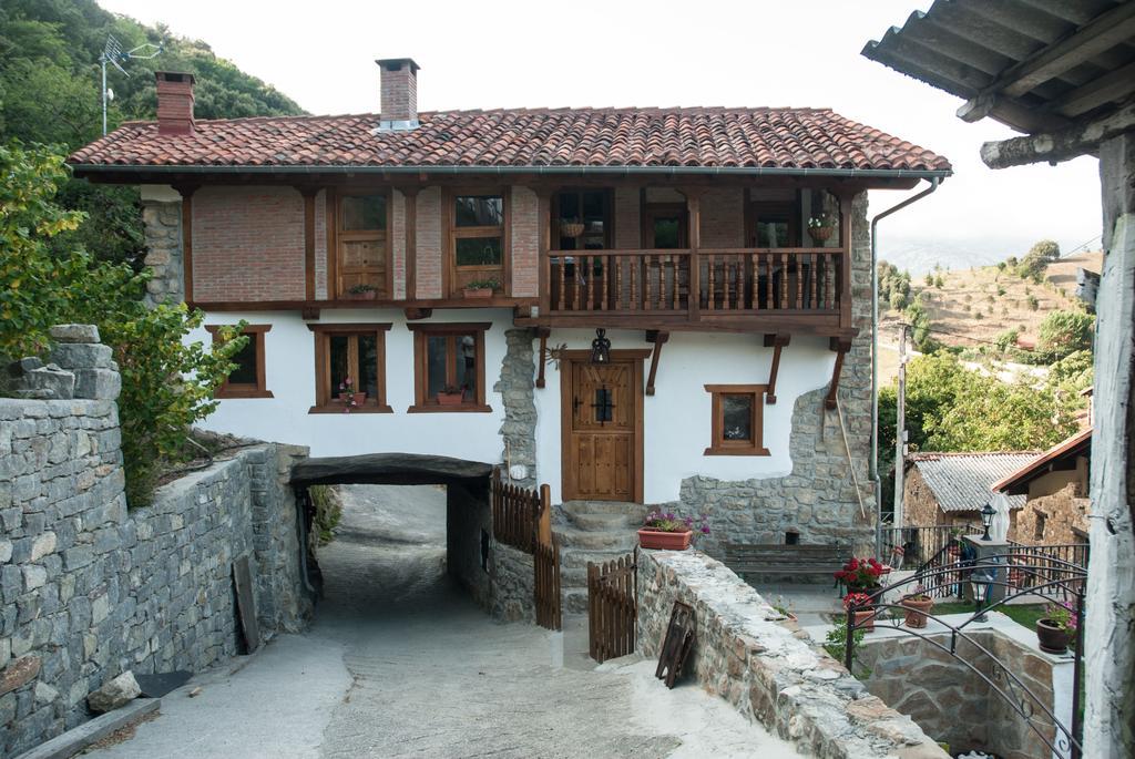 El Mijolar Apartamentos Armano ภายนอก รูปภาพ
